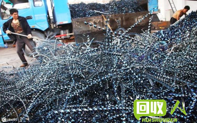 江苏地区废铁收购价格调查：市场价格分析及相关因素影响 江苏钢厂收购废铁价格是多少钱一吨