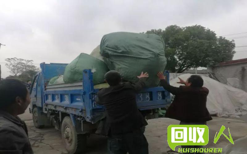 废铁利用，昆明老板转型赚大钱 昆明最大废铁加工厂