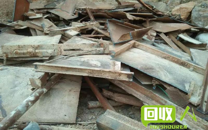 快速现金回收废铁，多种废品一网打尽！ 废品收购站废铁