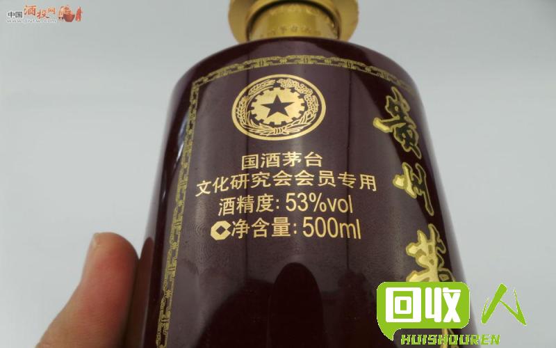 回收酒瓶子的价格分析及市场前景探讨 废酒瓶子多少钱一个