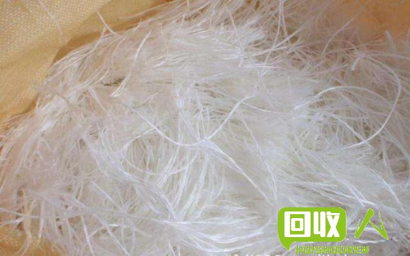 涤纶废丝价格一吨是多少？ 涤纶废丝多少一吨