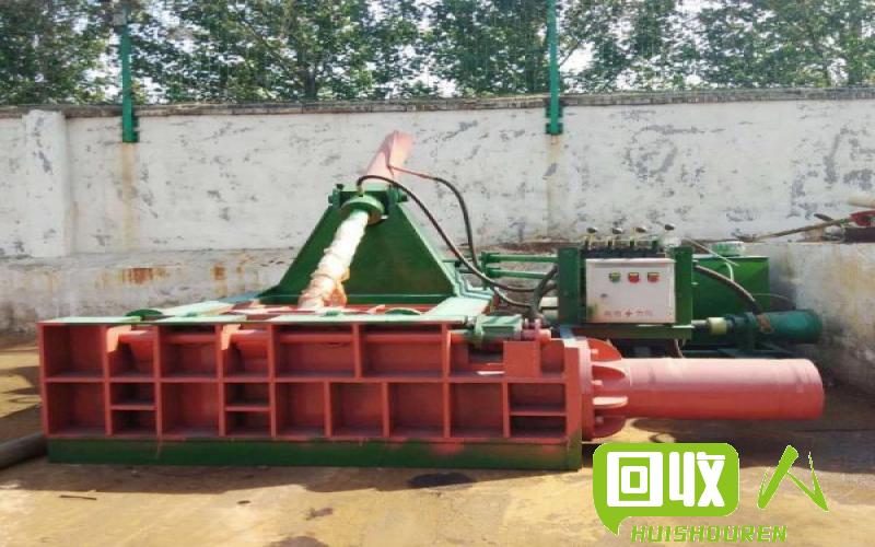 高效节能的160吨二手废铁打包机：助力废铁再利用 二手废铁打包机160吨