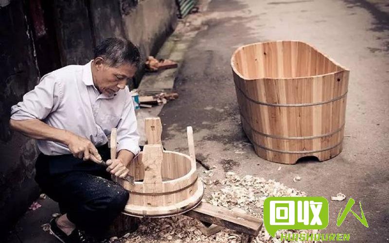 刨花刨多少钱一桶 刨花多少钱一顿