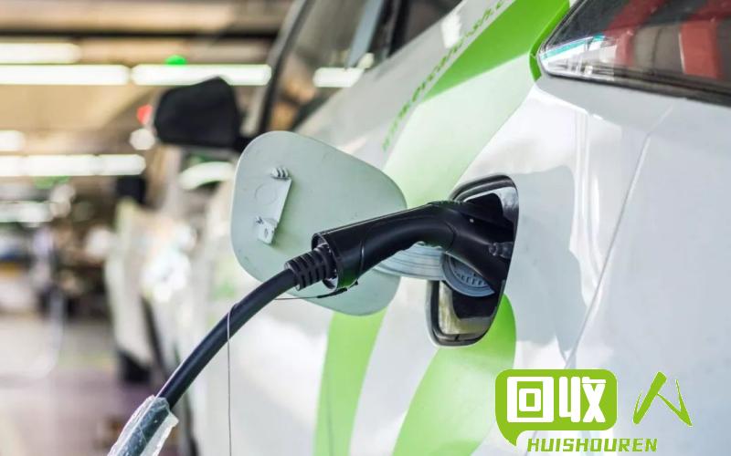 废旧汽车大灯回收价格调查 废旧汽车大灯多少钱一吨