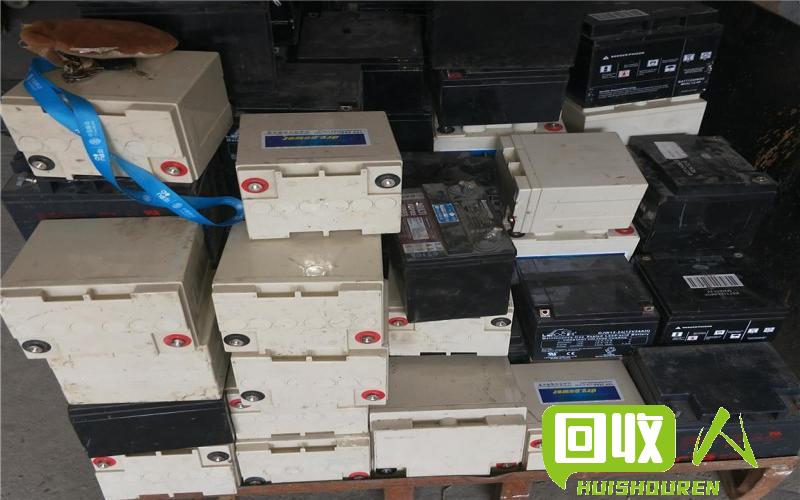 废旧电池回收价格分析 废电瓶最新价格行情